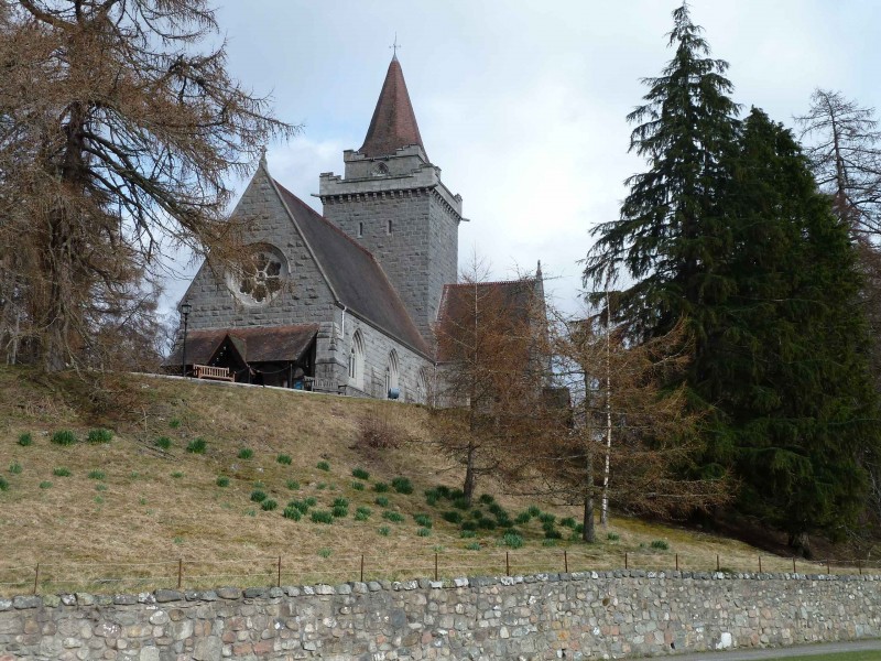 La Crathie Kirk